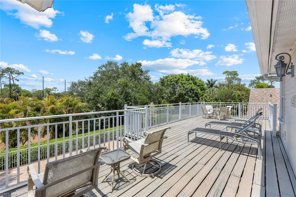 13033 Coco Plum Ln, Naples, FL 34119-17