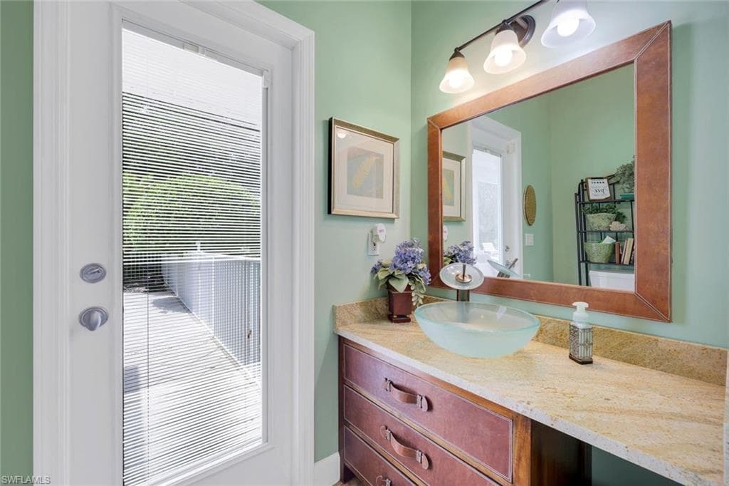 13033 Coco Plum Ln, Naples, FL 34119-26