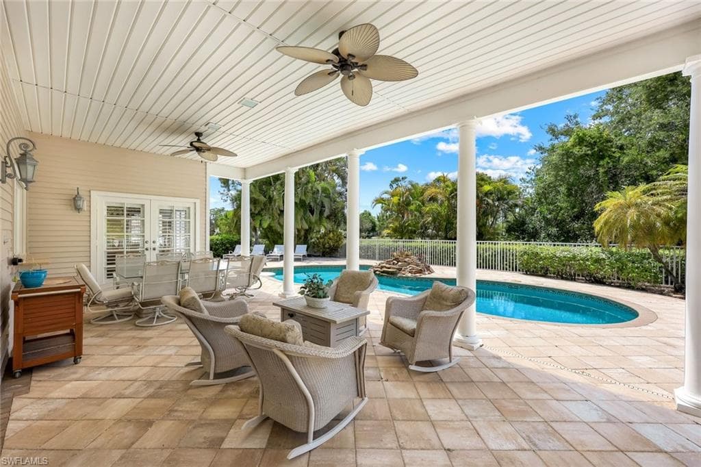 13033 Coco Plum Ln, Naples, FL 34119-27