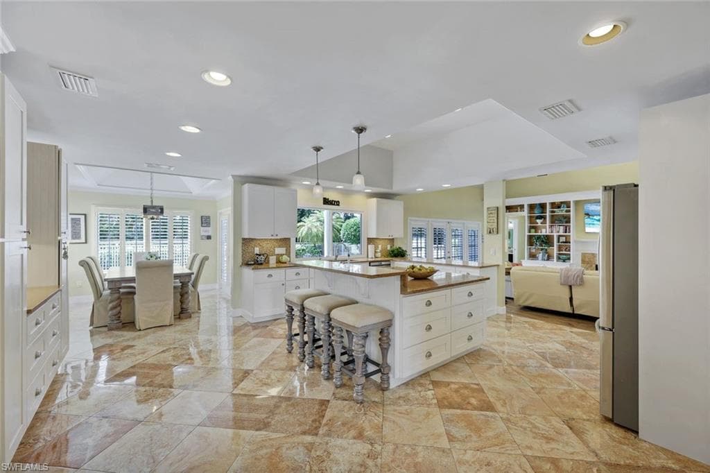 13033 Coco Plum Ln, Naples, FL 34119-6