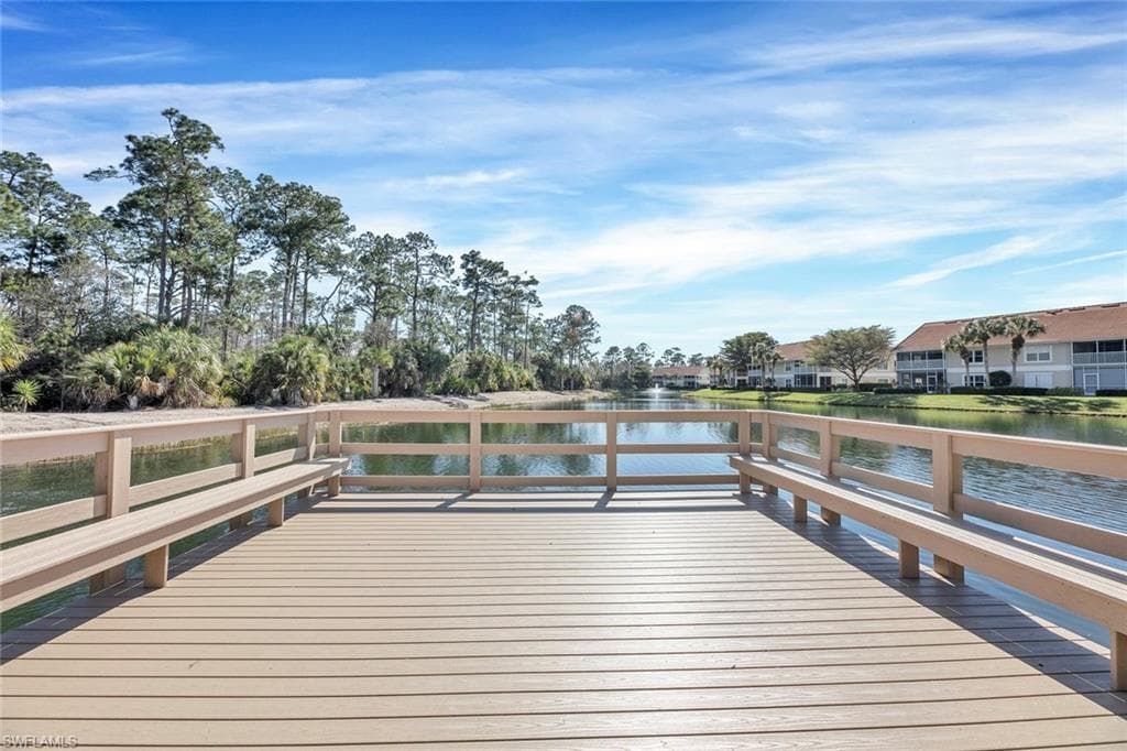 5045 Cedar Springs Dr 104, Naples, FL 34110-24