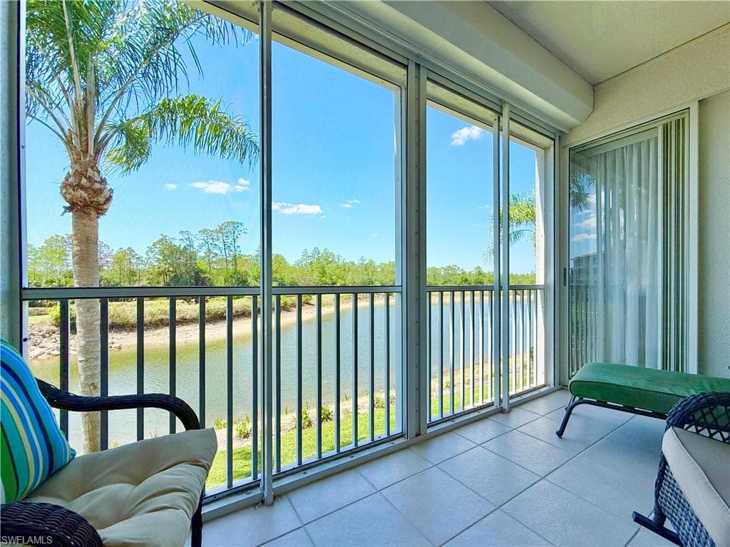 7605 Arbor Lakes Ct 524, Naples, FL 34112-18