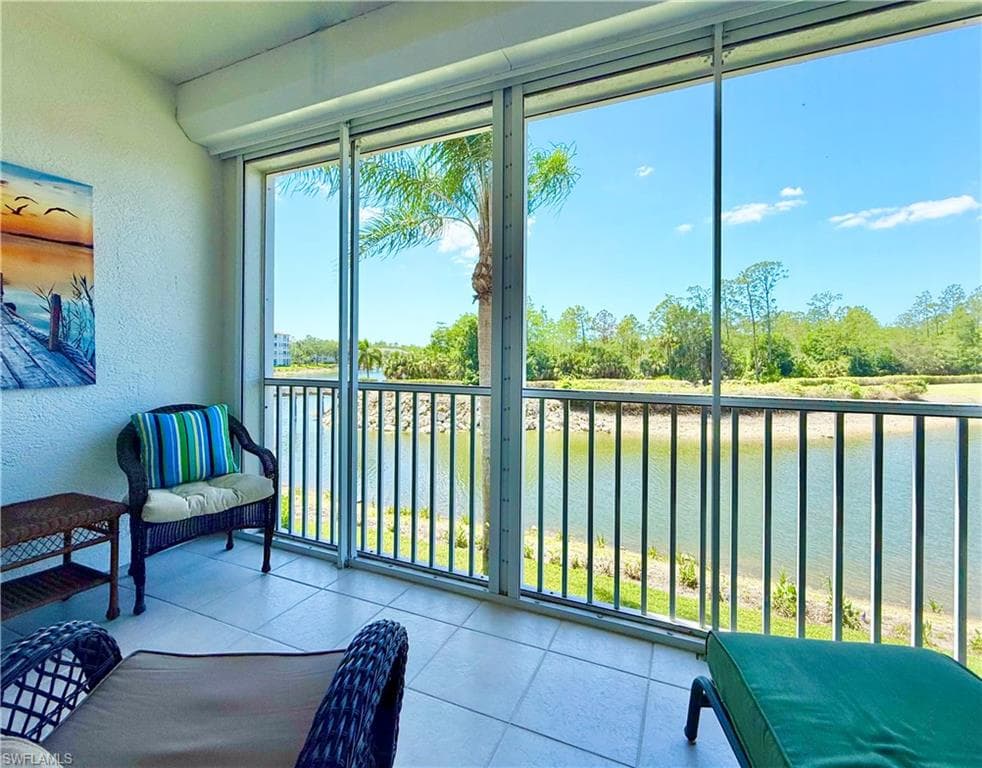7605 Arbor Lakes Ct 524, Naples, FL 34112-19