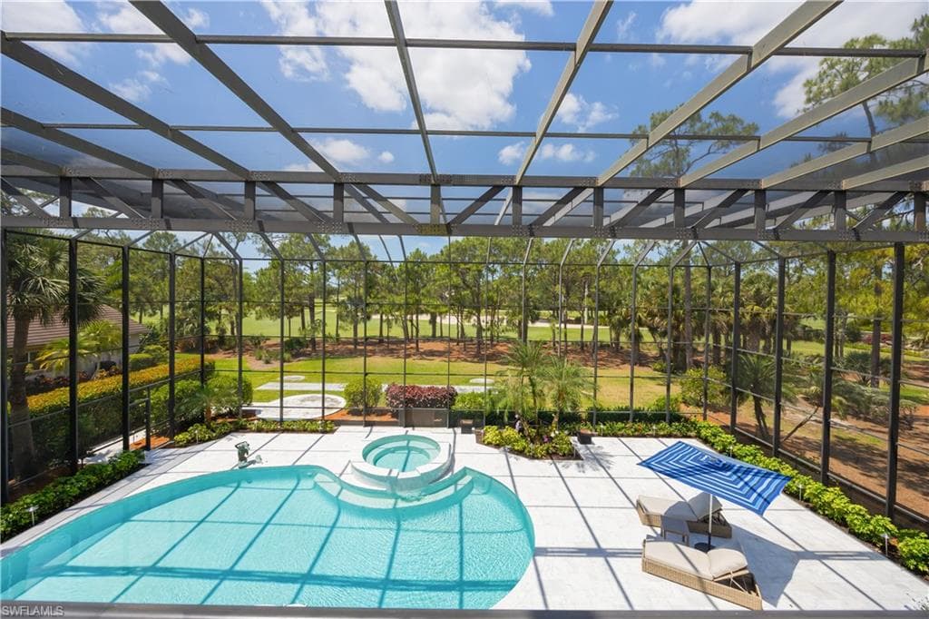 336 Edgemere Way E, Naples, FL 34105-35