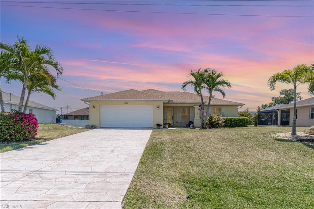 1730 34th Ln, Cape Coral, FL 33909-1