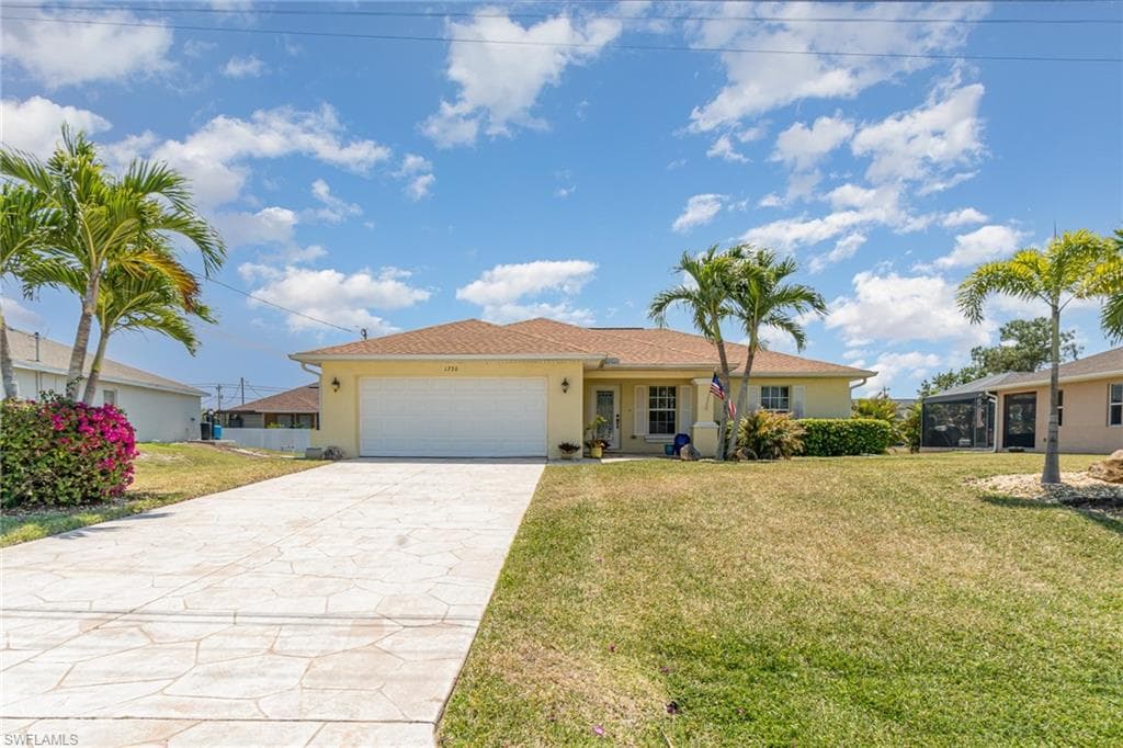 1730 34th Ln, Cape Coral, FL 33909-3