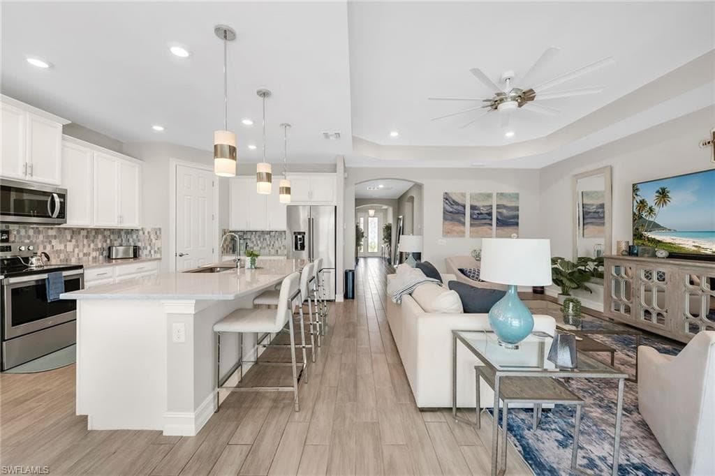 18718 Lake Hammock Dr, Naples, FL 34112-13