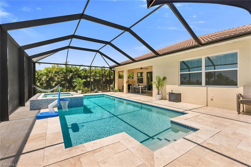 18718 Lake Hammock Dr, Naples, FL 34112-35
