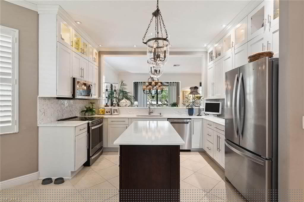 770 Regency Reserve Cir 1803, Naples, FL 34119-9