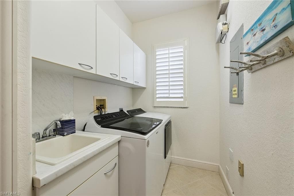 770 Regency Reserve Cir 1803, Naples, FL 34119-24