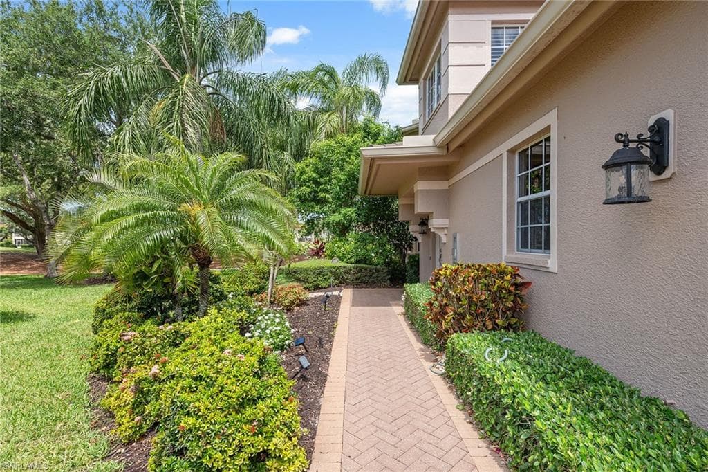 770 Regency Reserve Cir 1803, Naples, FL 34119-3