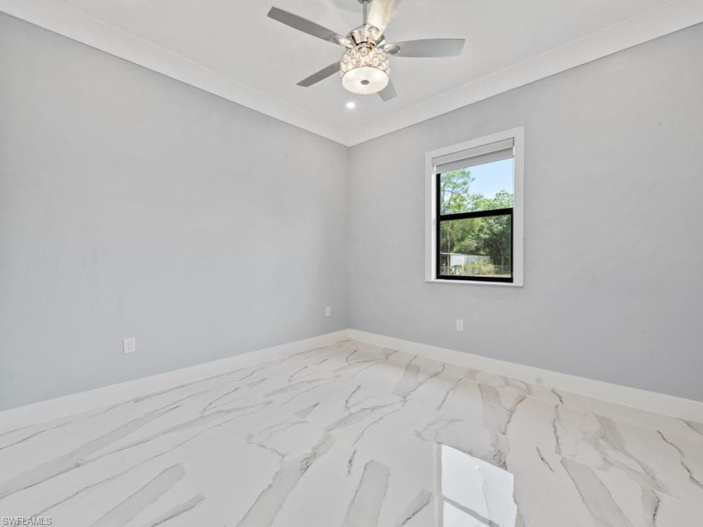 2538 4th Ave NE, Naples, FL 34120-9