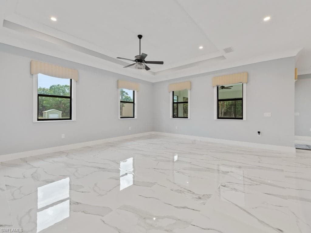 2538 4th Ave NE, Naples, FL 34120-17
