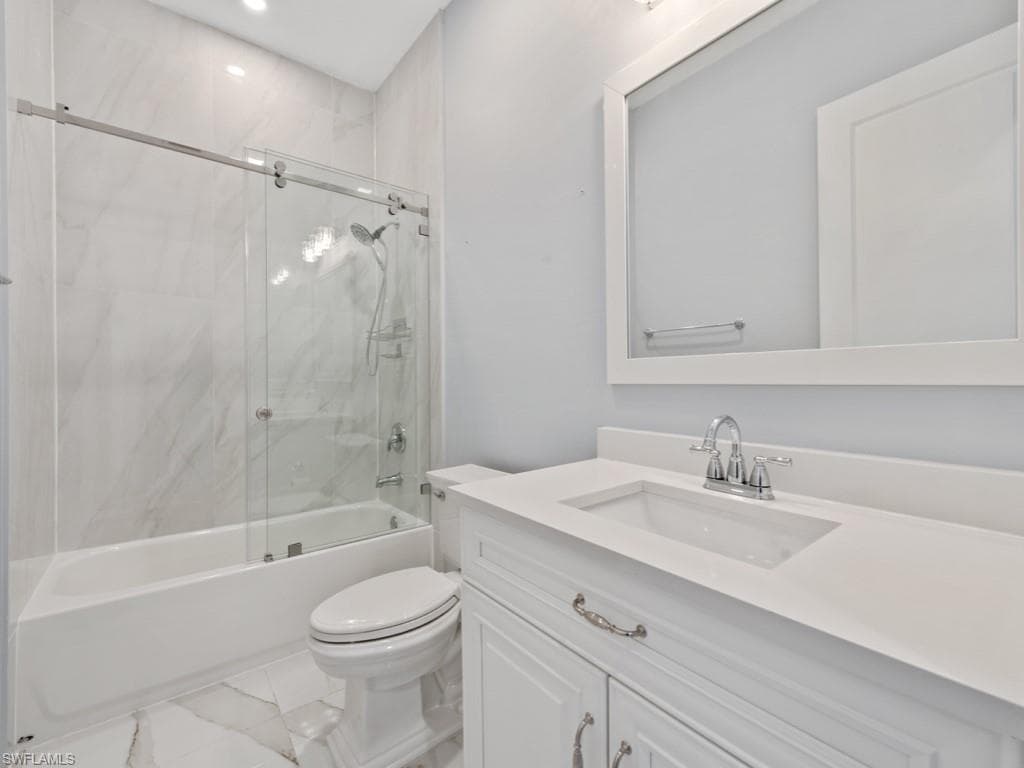 2538 4th Ave NE, Naples, FL 34120-4