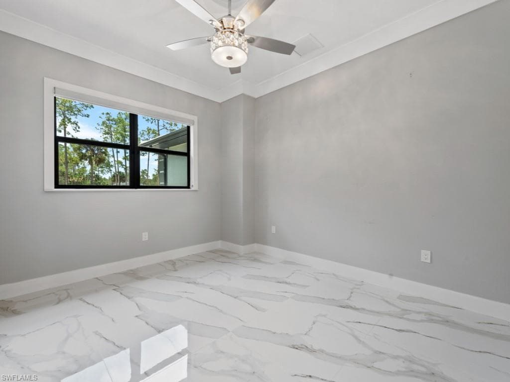 2538 4th Ave NE, Naples, FL 34120-6