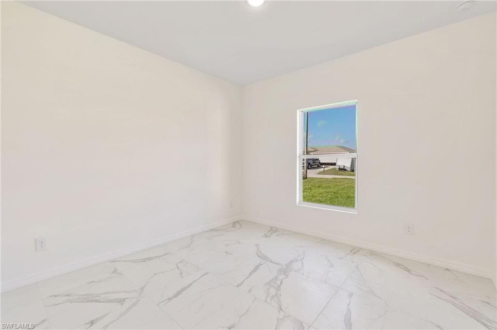 2903 Donald Ave S, Lehigh Acres, FL 33976-14