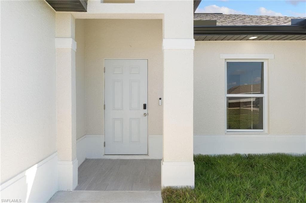 2903 Donald Ave S, Lehigh Acres, FL 33976-4