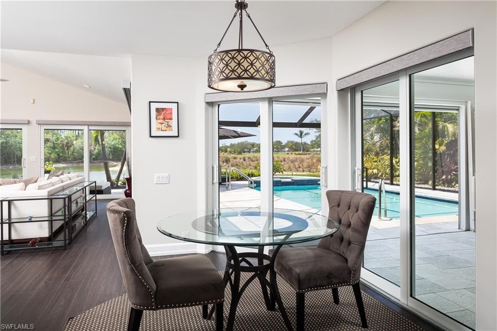233 Monterey Dr, Naples, FL 34119-9