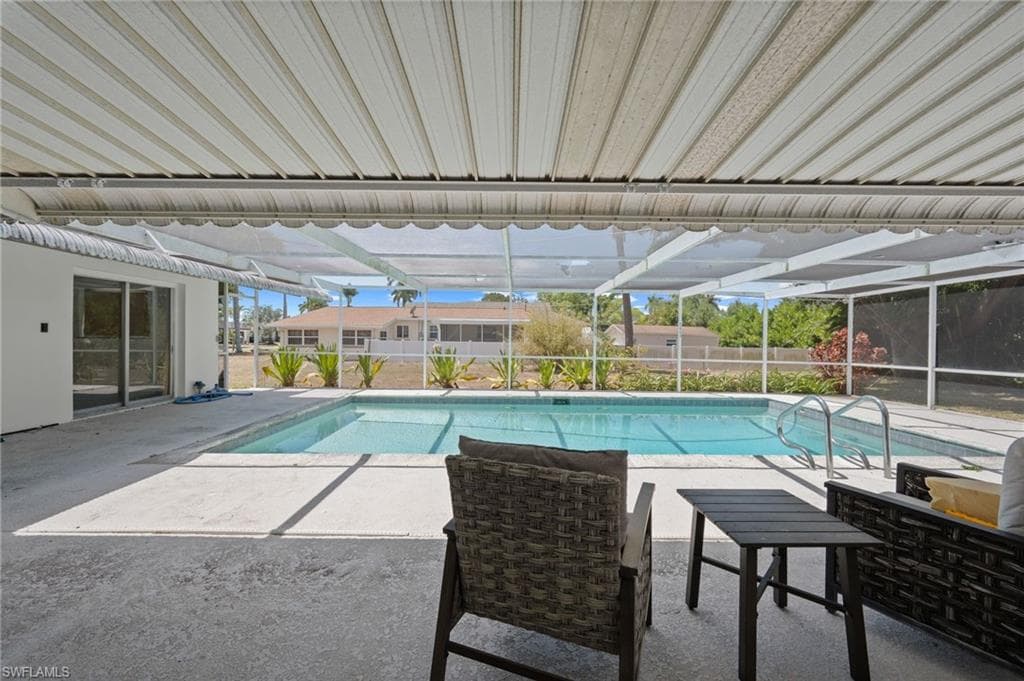 10300 Mcgregor Blvd, Fort Myers, FL 33919-20