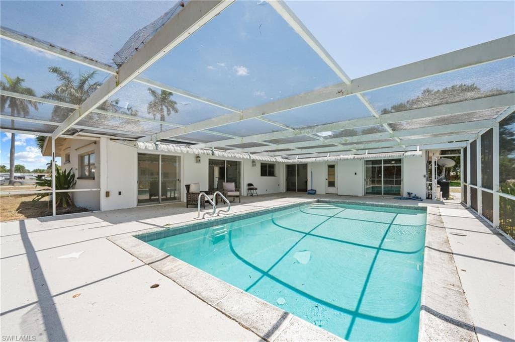 10300 Mcgregor Blvd, Fort Myers, FL 33919-25