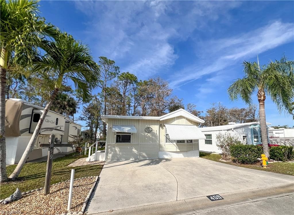 459 Vanda Sanctuary, Naples, FL 34114-1
