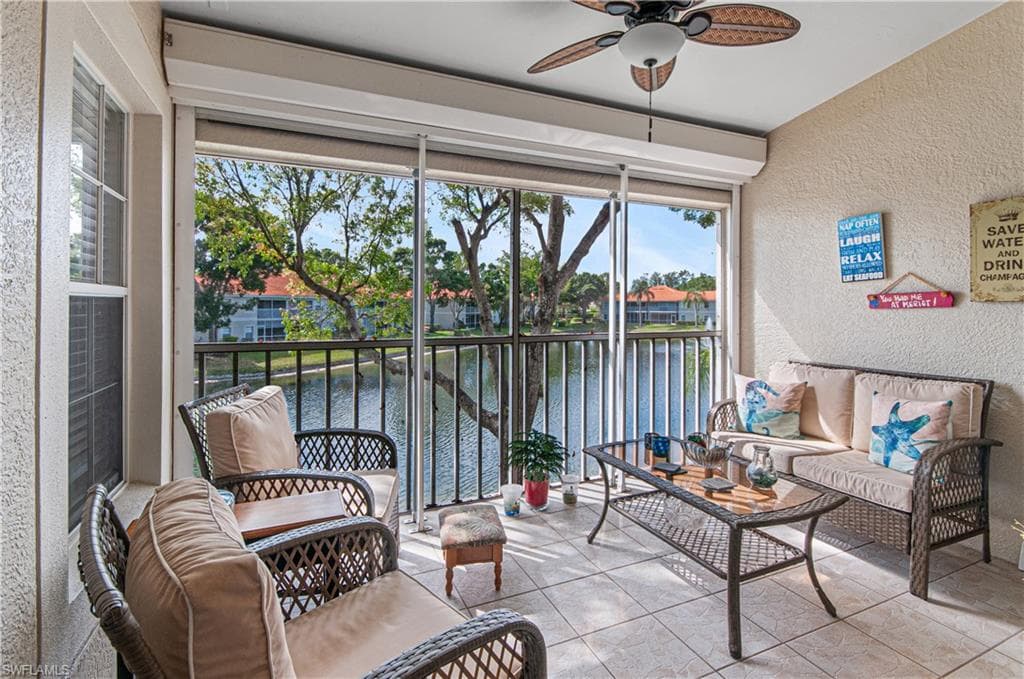 2440 Old Groves Rd C201, Naples, FL 34109-19