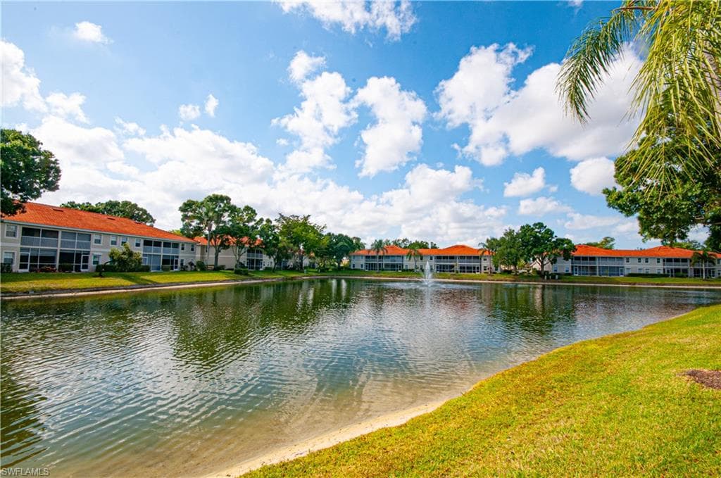 2440 Old Groves Rd C201, Naples, FL 34109-23