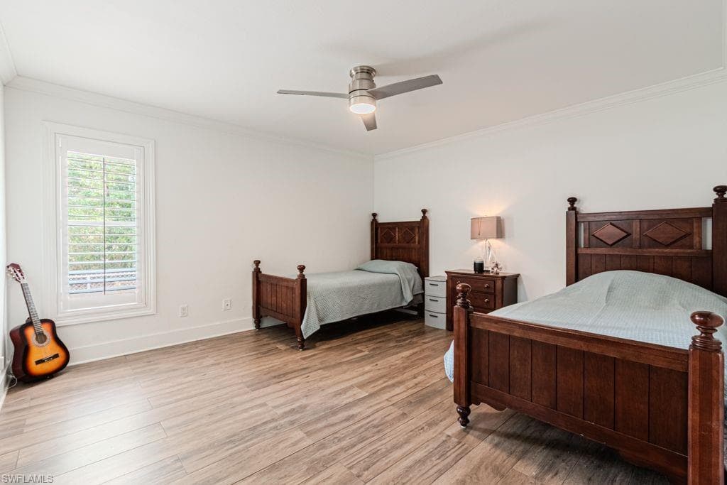 6195 Green Blvd, Naples, FL 34116-13