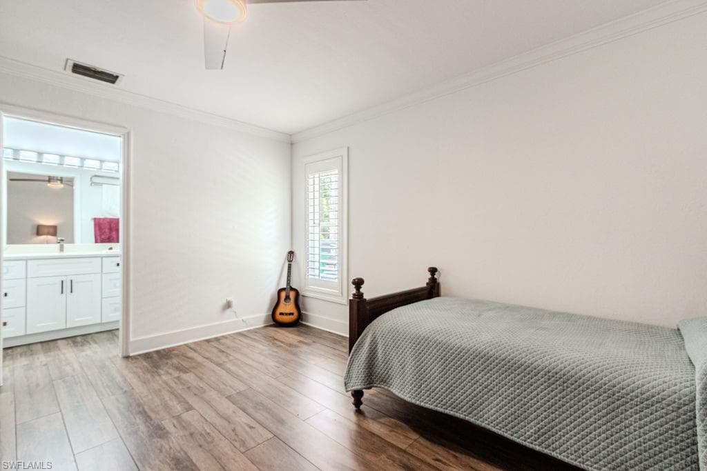 6195 Green Blvd, Naples, FL 34116-14