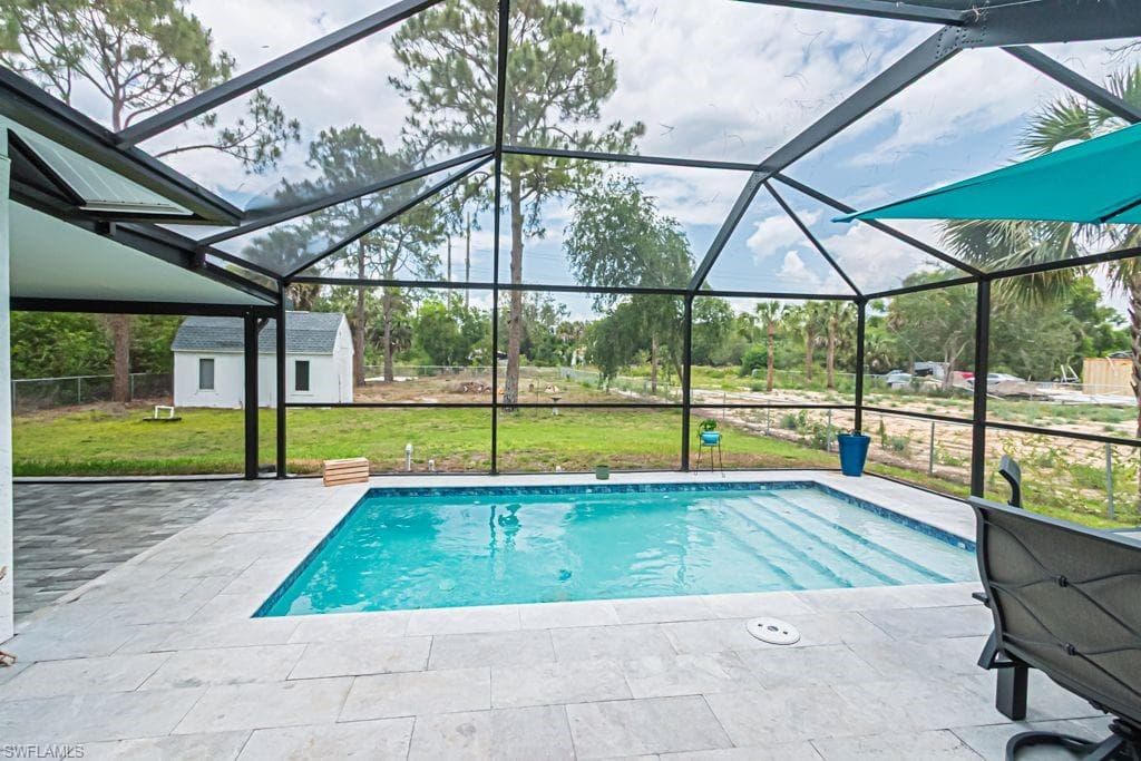 6195 Green Blvd, Naples, FL 34116-21