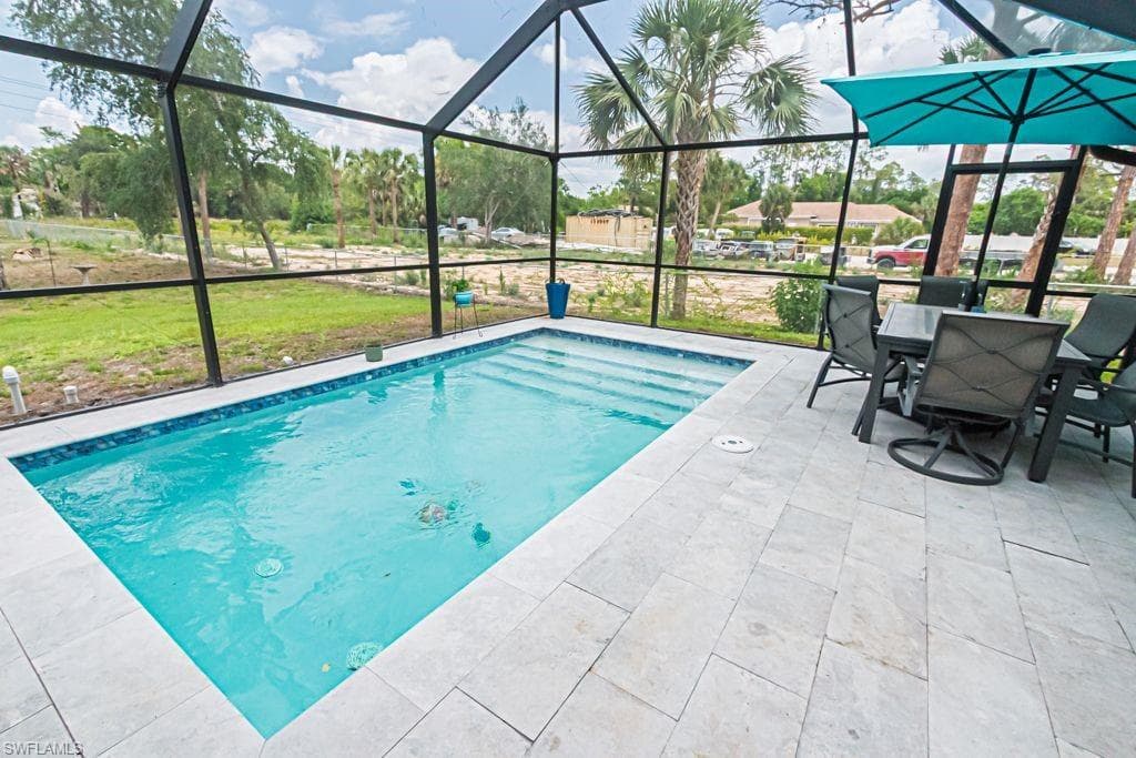 6195 Green Blvd, Naples, FL 34116-22