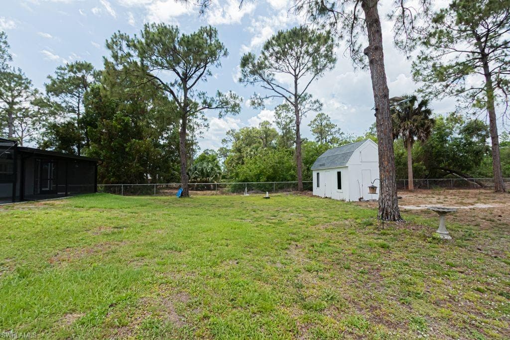 6195 Green Blvd, Naples, FL 34116-24