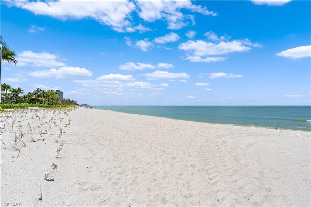 10420 Gulf Shore Dr 132, Naples, FL 34108-14
