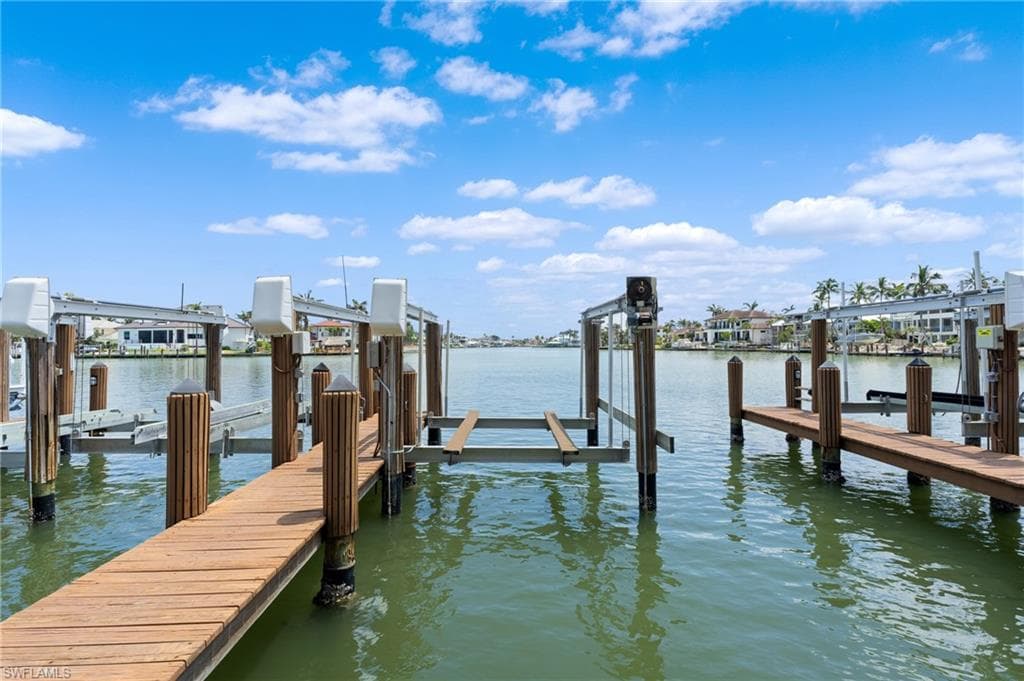 10420 Gulf Shore Dr 132, Naples, FL 34108-17