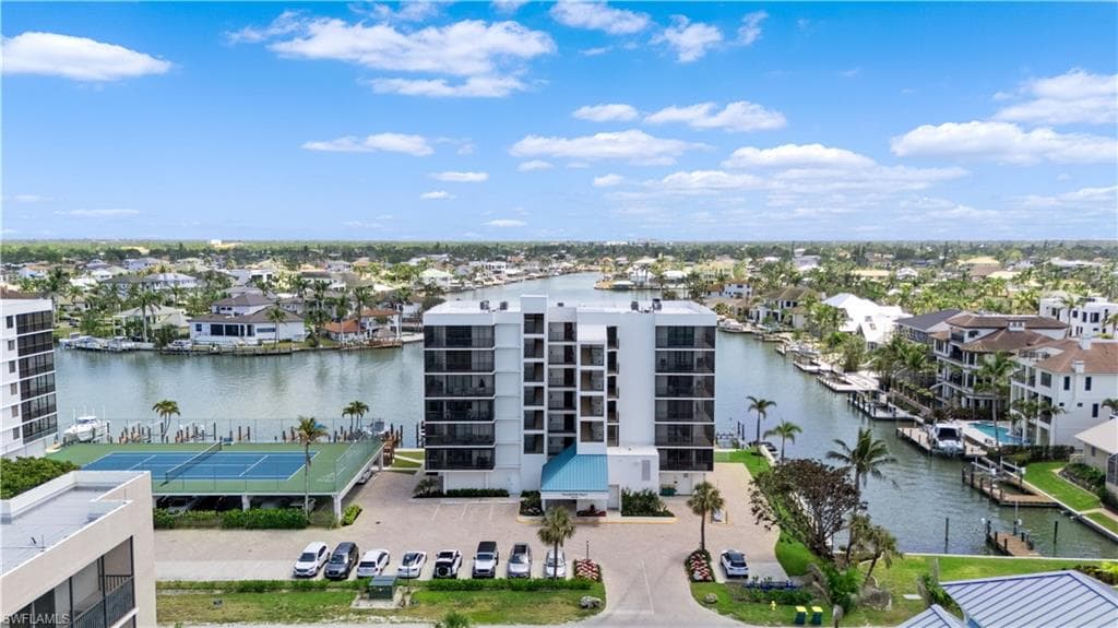 10420 Gulf Shore Dr 132, Naples, FL 34108-2