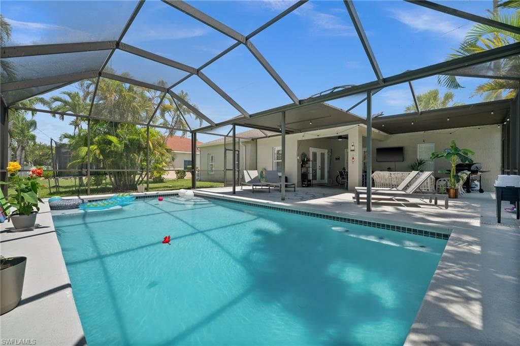 2017 Cape Coral Pkwy W, Cape Coral, FL 33914-12