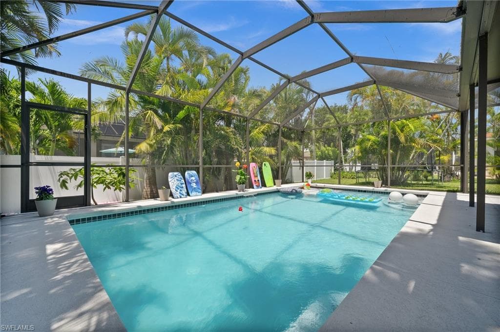 2017 Cape Coral Pkwy W, Cape Coral, FL 33914-13