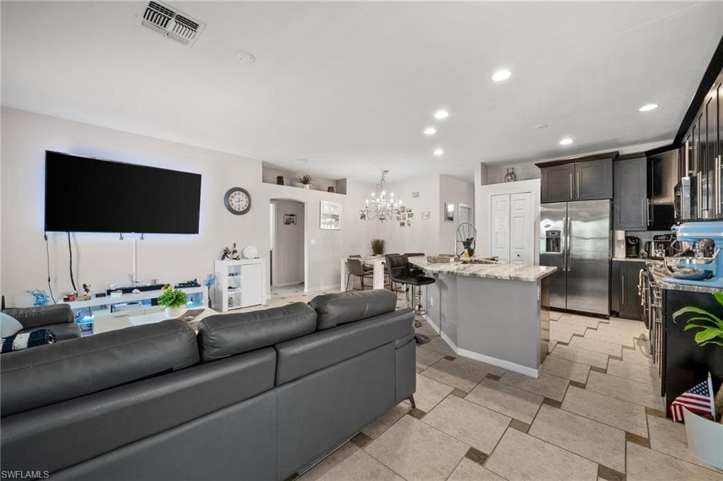 2017 Cape Coral Pkwy W, Cape Coral, FL 33914-29