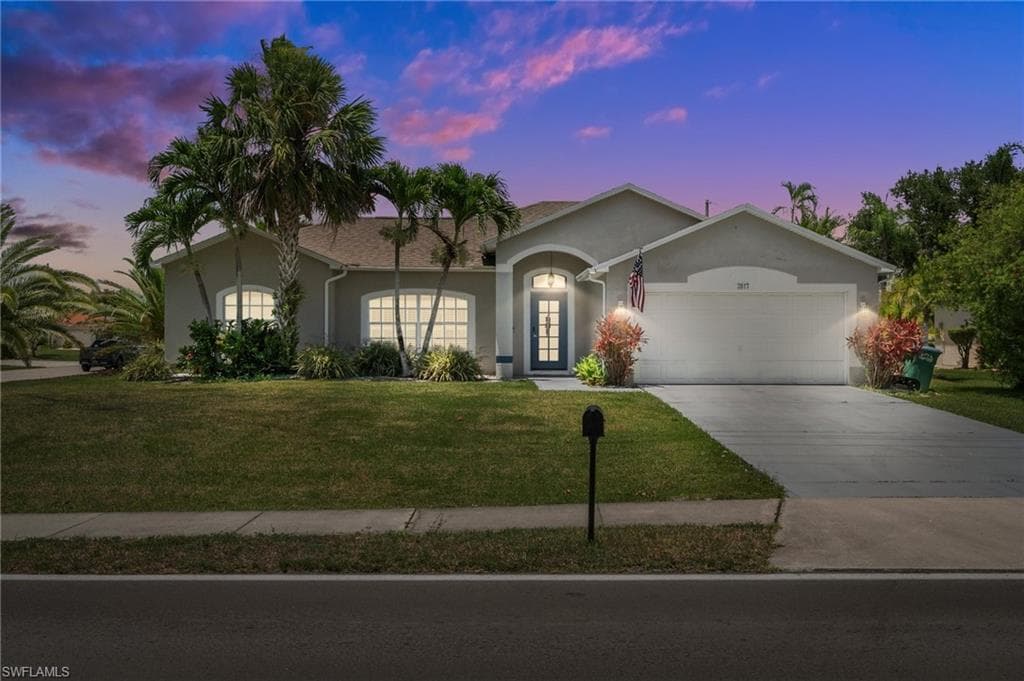 2017 Cape Coral Pkwy W, Cape Coral, FL 33914-5