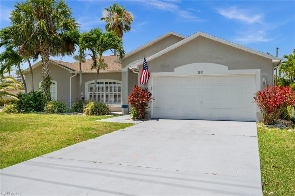 2017 Cape Coral Pkwy W, Cape Coral, FL 33914-8