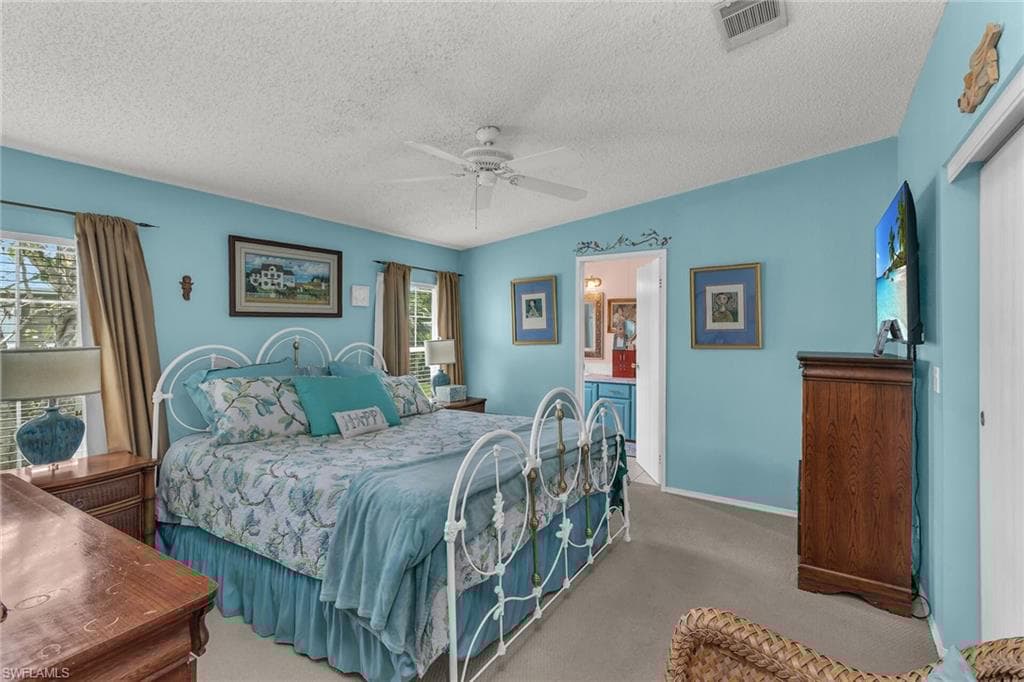 300 Riverwood Rd, Naples, FL 34114-15