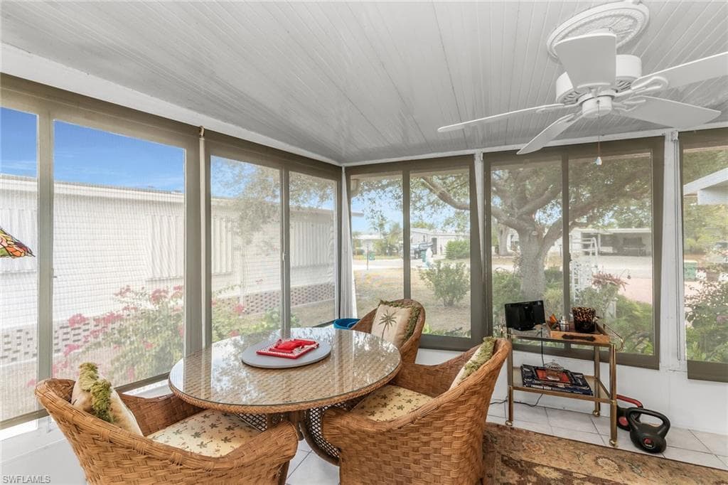 300 Riverwood Rd, Naples, FL 34114-21