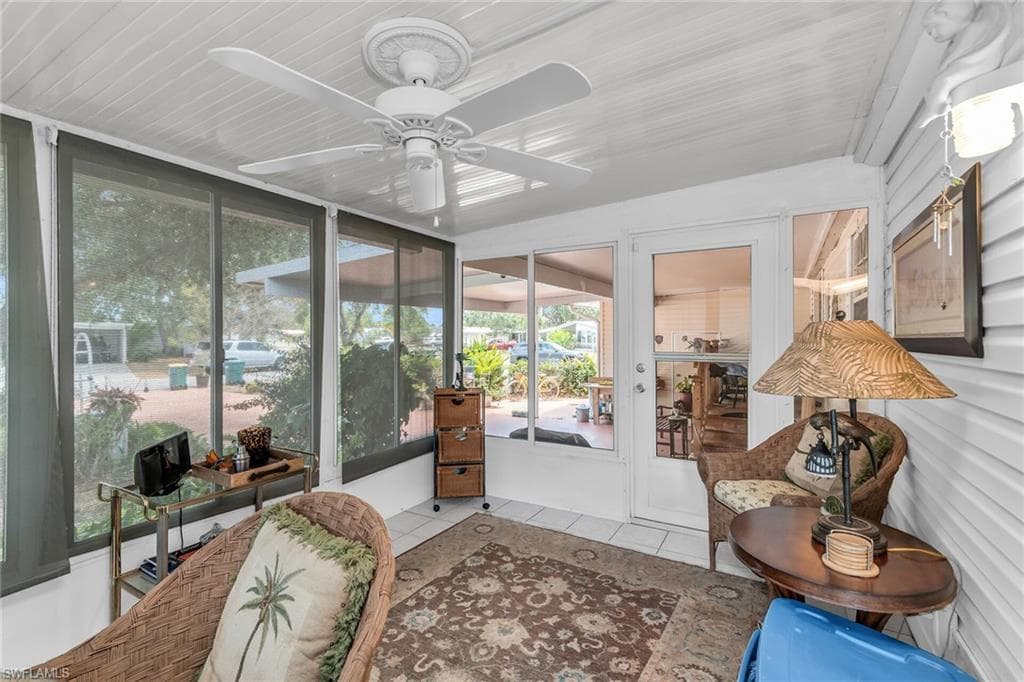 300 Riverwood Rd, Naples, FL 34114-22