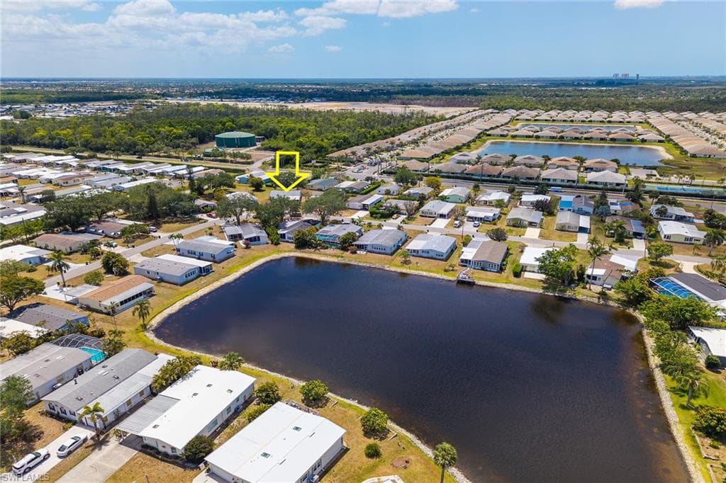 300 Riverwood Rd, Naples, FL 34114-27