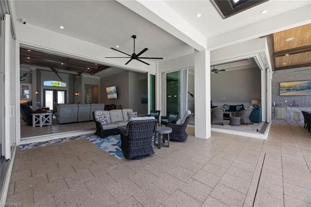 921 Cape Estates Cir, Cape Coral, FL 33993-31