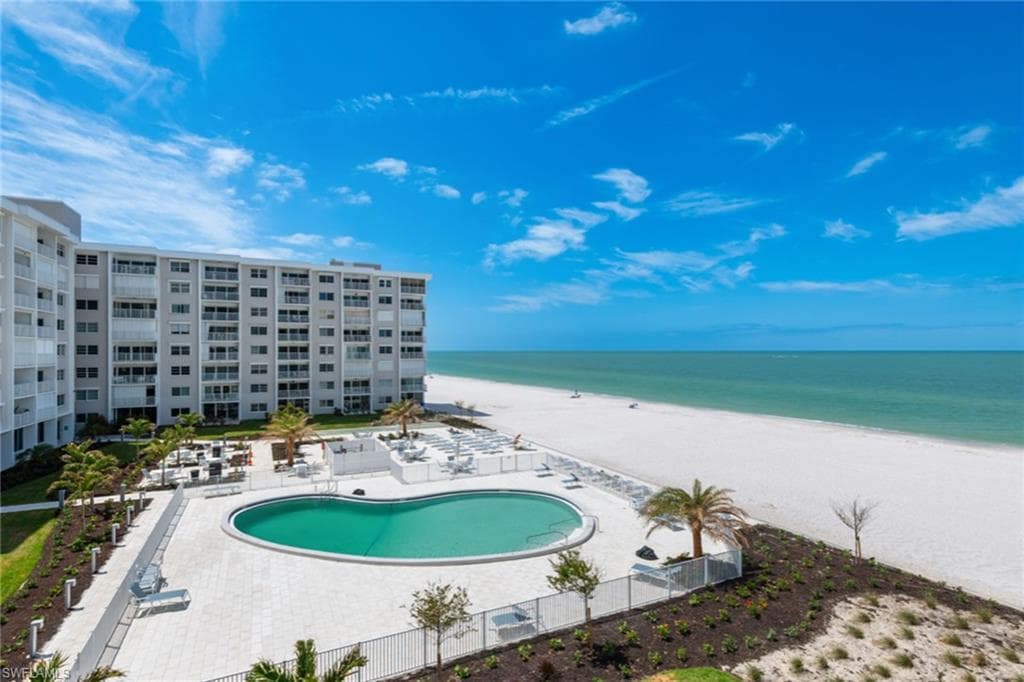 3443 Gulf Shore Blvd N 813, Naples, FL 34103-3