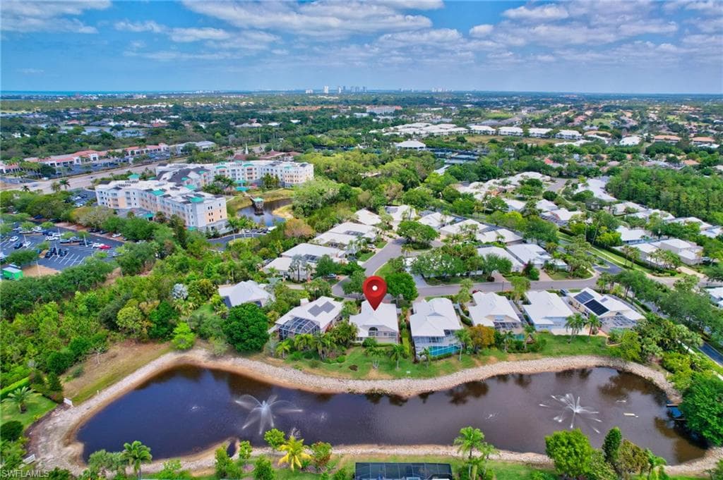 1347 Old Oak Ln, Naples, FL 34110-46