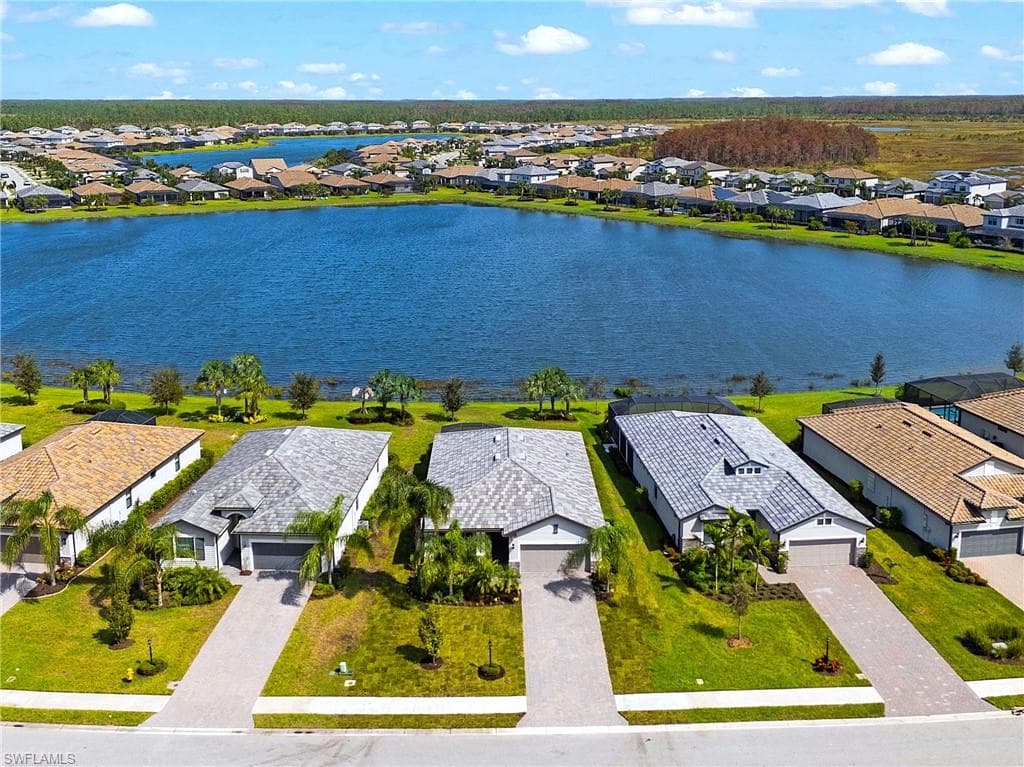 19647 Deming Ln, Estero, FL 33928-37