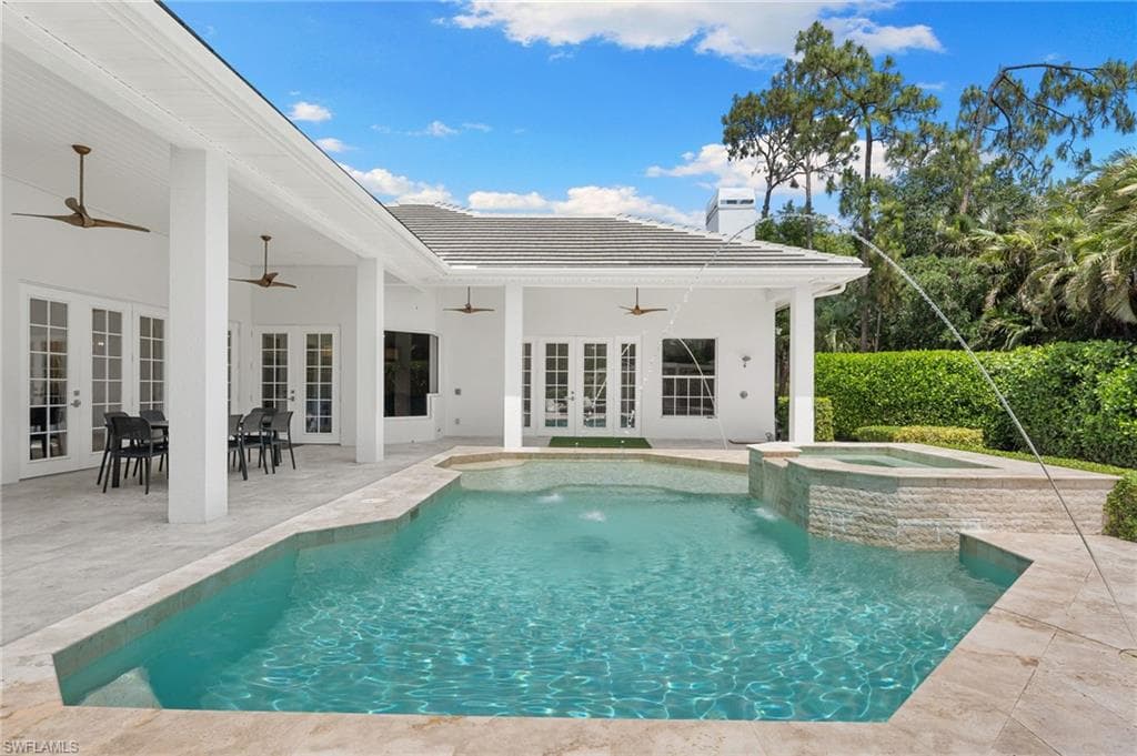 2274 Hawksridge Dr, Naples, FL 34105-7
