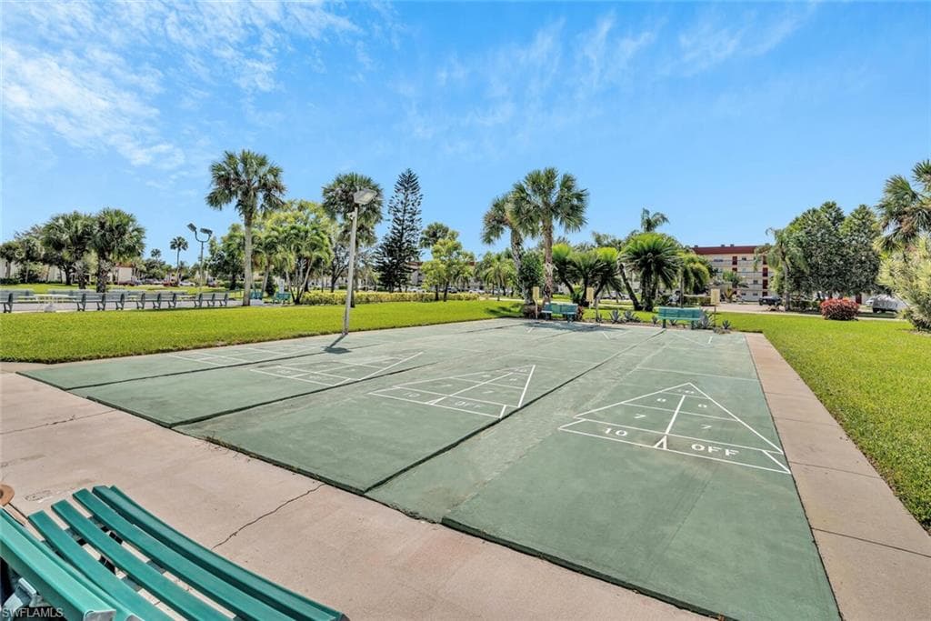 4158 27th Ct SW 102, Naples, FL 34116-12